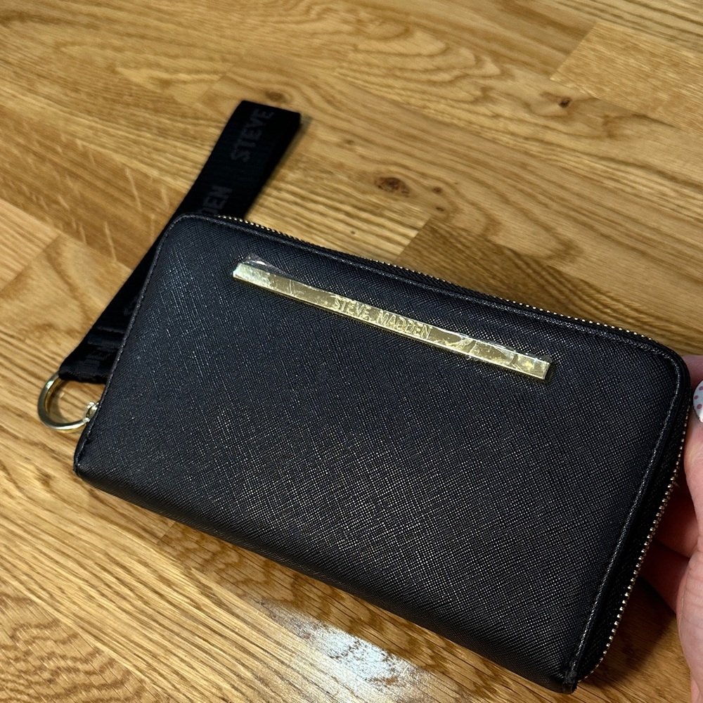 Steve Madden Black Wallet with Gold Accent